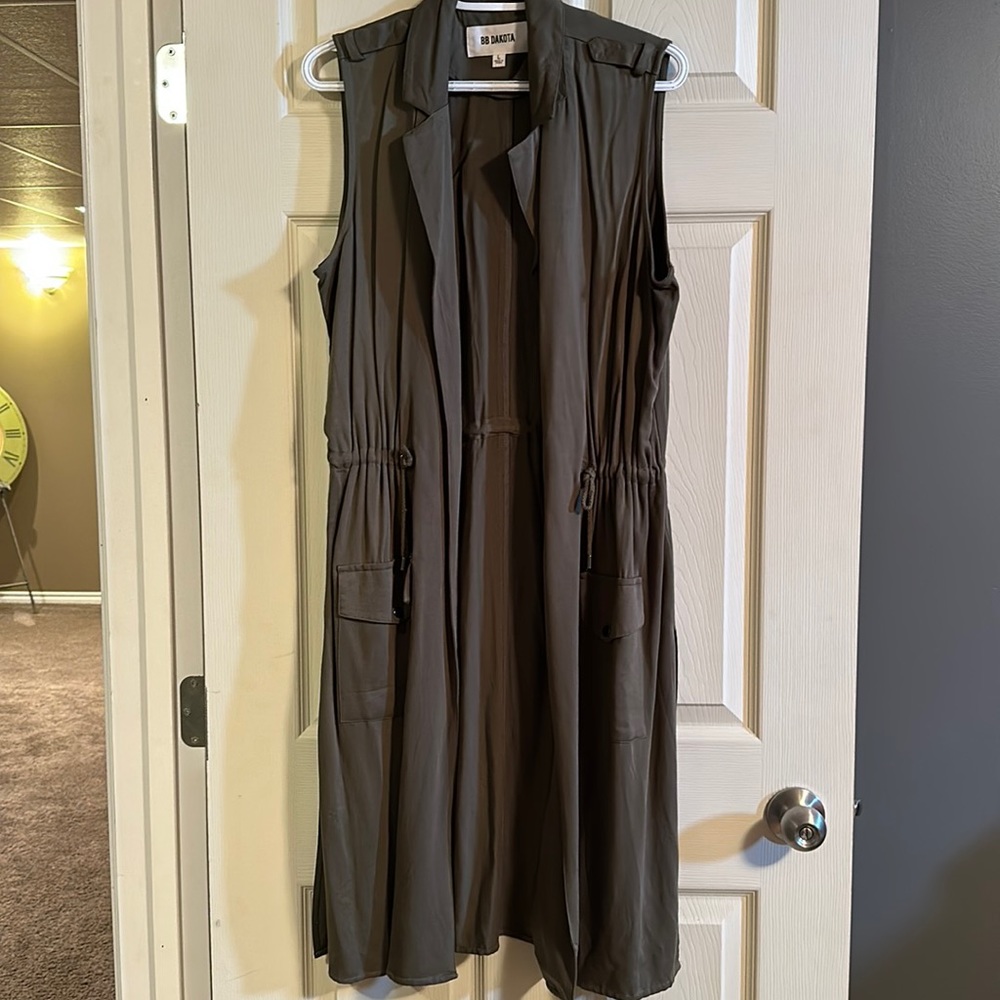 BB Dakota Long vest
